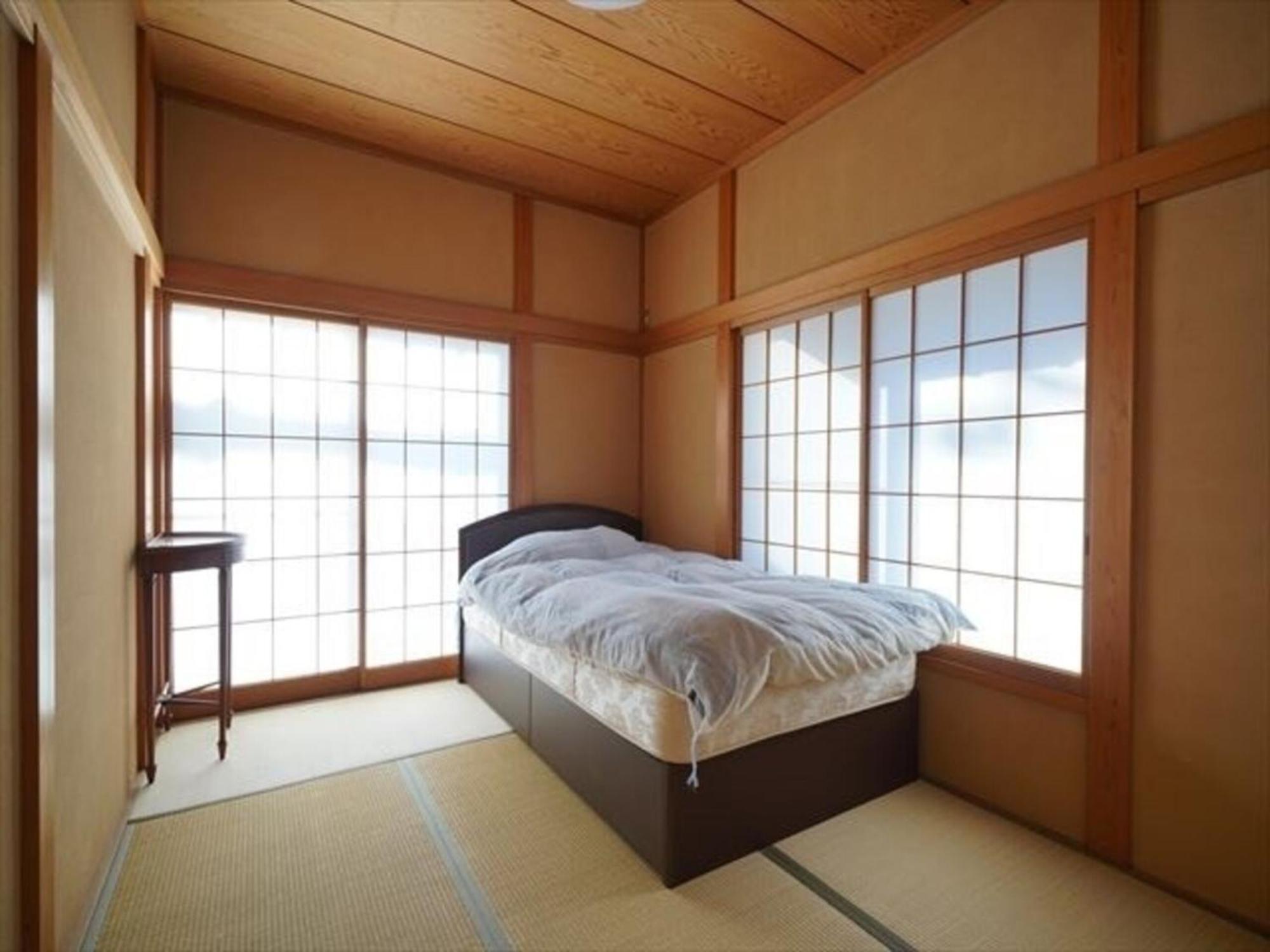 海と駅の近くのゲストハウス海悠 Ito  Bagian luar foto